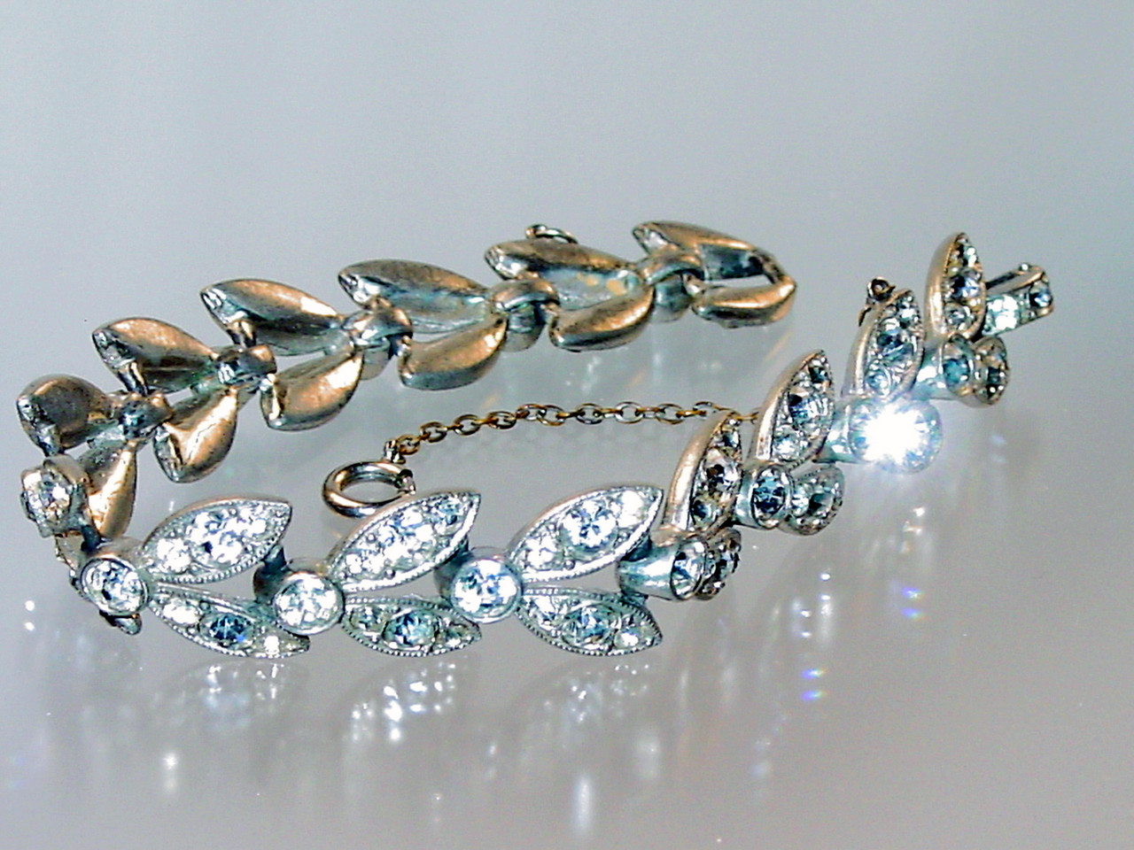 Art Deco Pot Metal Paste Rhinestone Bracelet