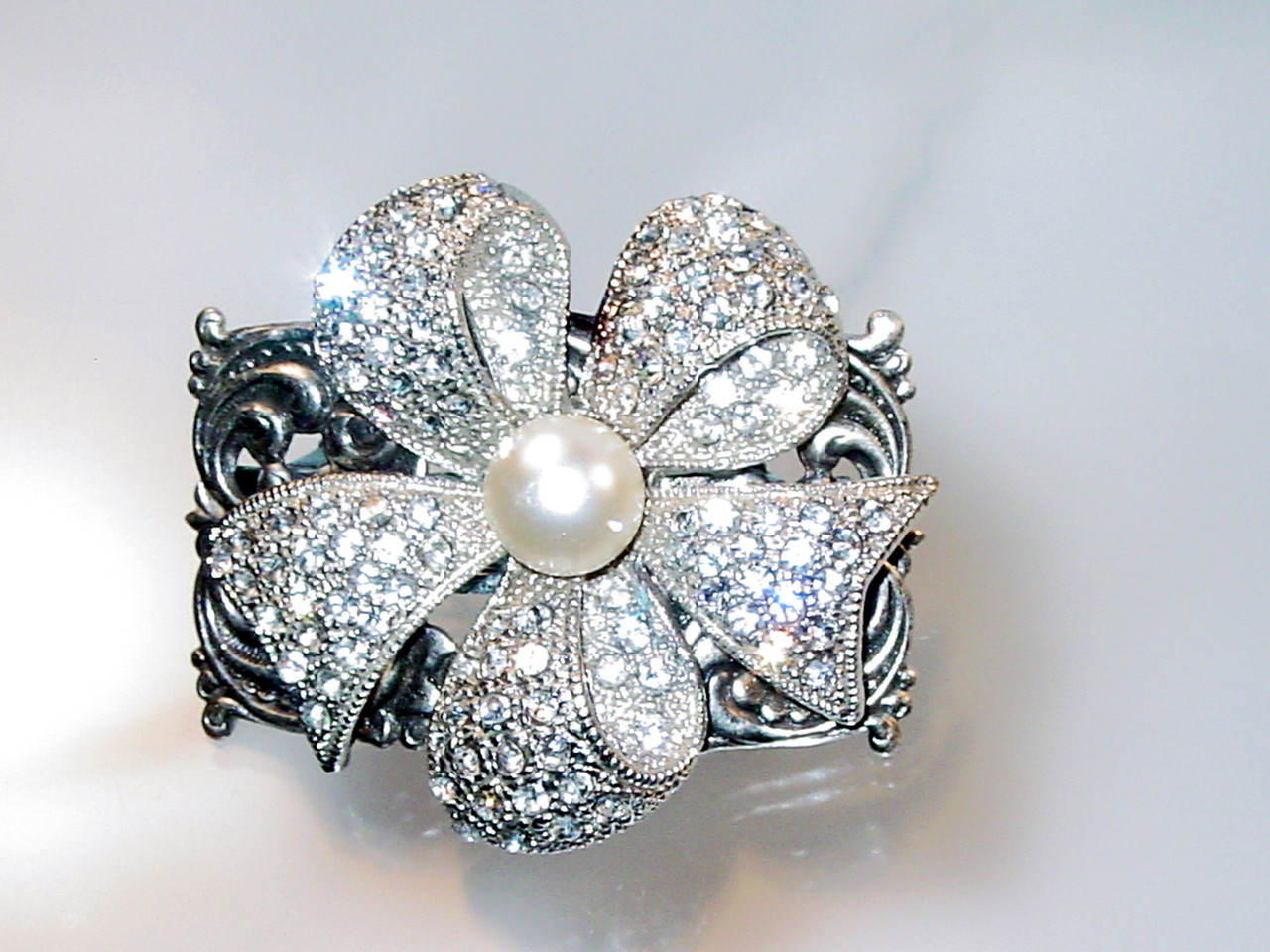 Pave Crystal Bow Hair Barrette