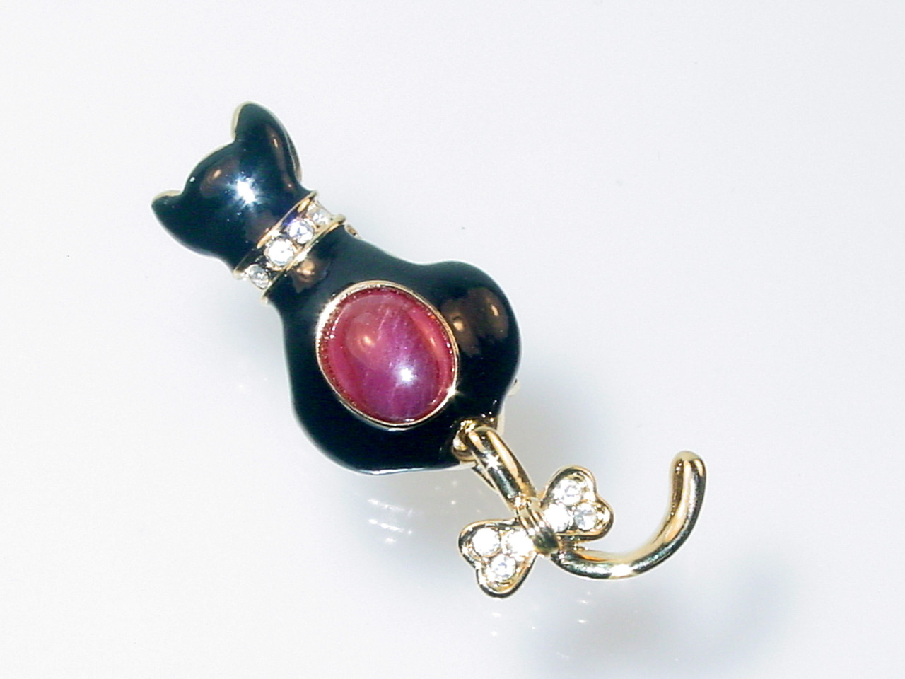 Black Cat Pendant Pin Swinging Tail with Bow Black Cat Pendant Pin Swinging Tail with Bow