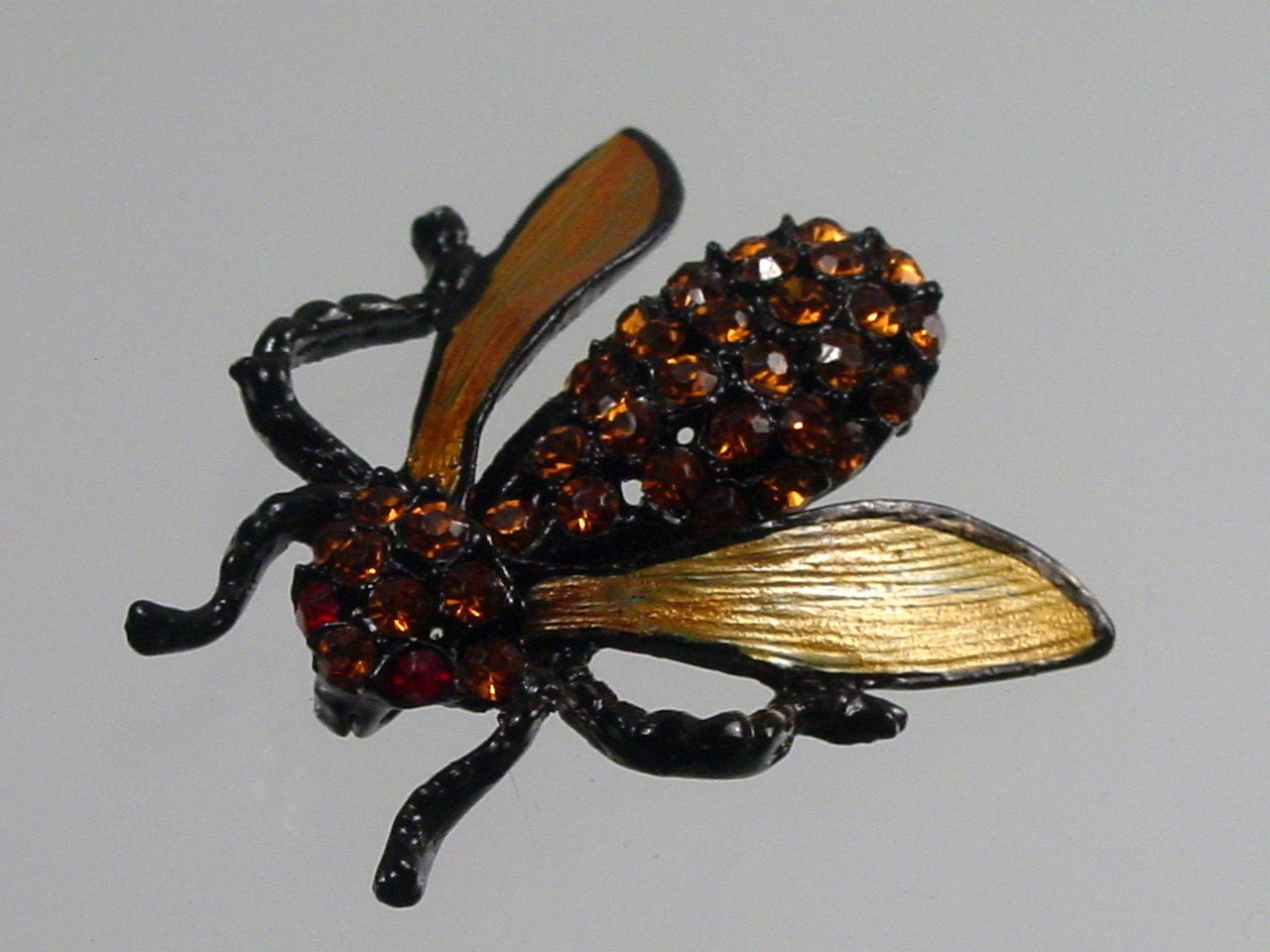 Amber Glass Rhinestone Bee Brooch Amber Glass Rhinestone Bee Brooch