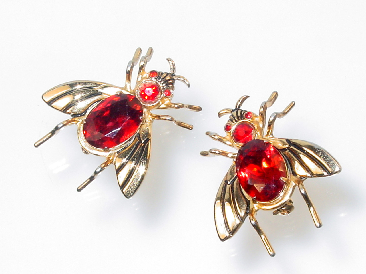 1940s Coro Pegasus Red Fly Bees Brooch Pair