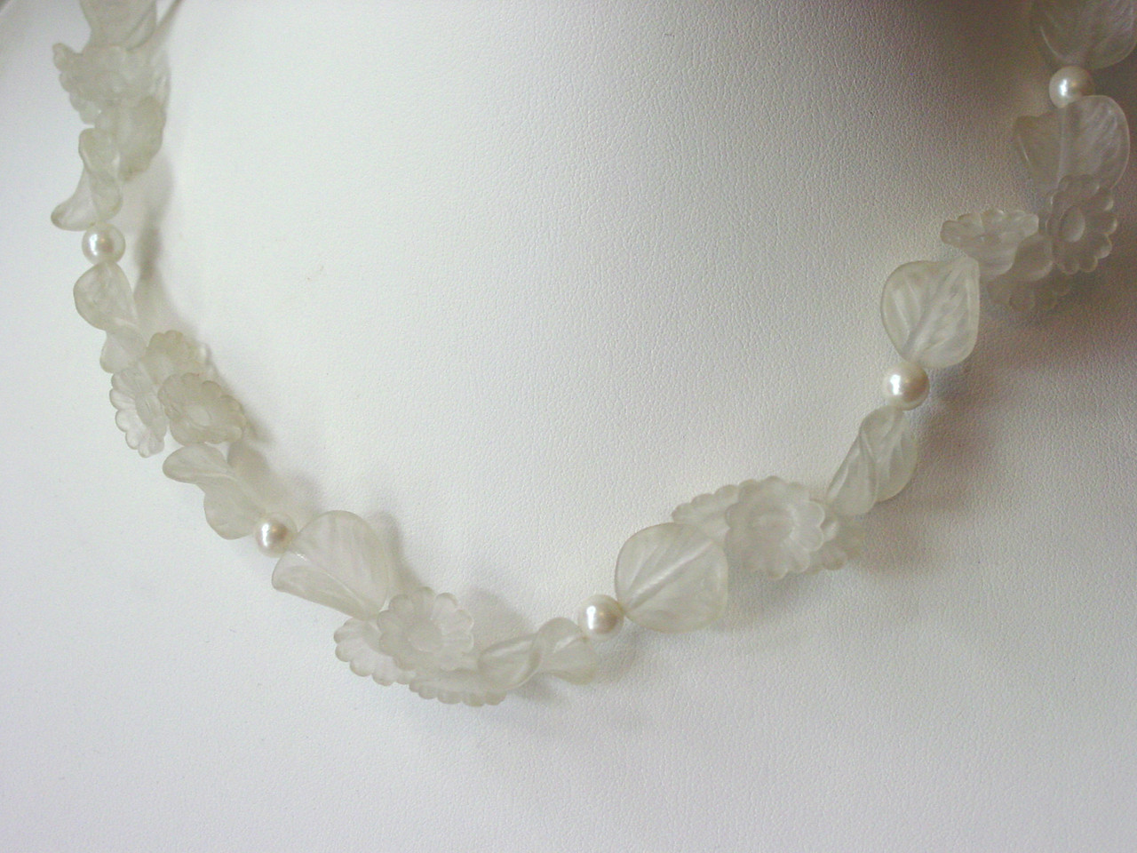 1980's Avon Pastel Blossoms Necklace