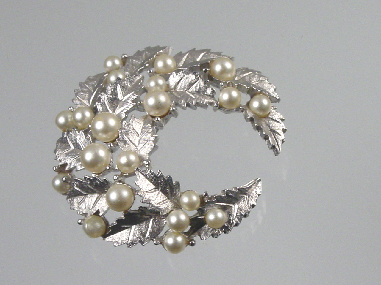 Crown Trifari Crescent Wreath Brooch