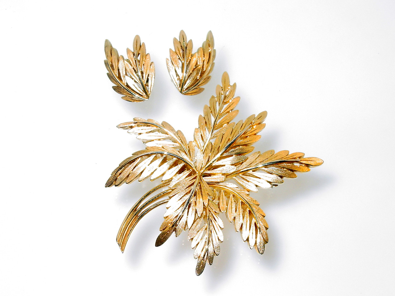 1960's Crown Trifari Large Brooch Earrings