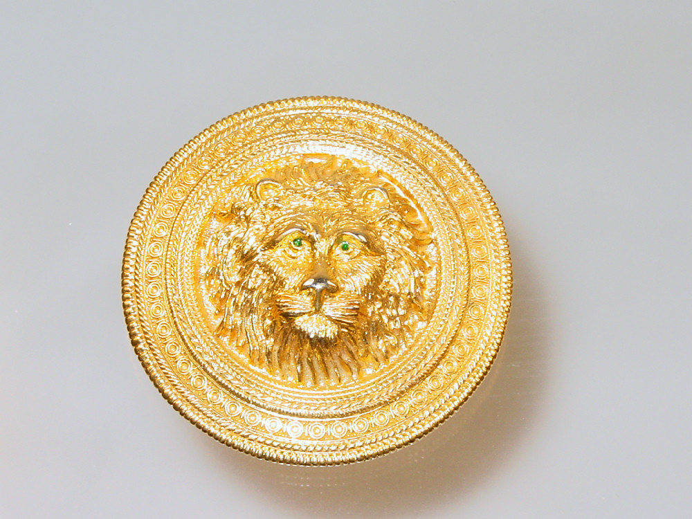 Large Lion Head Brooch