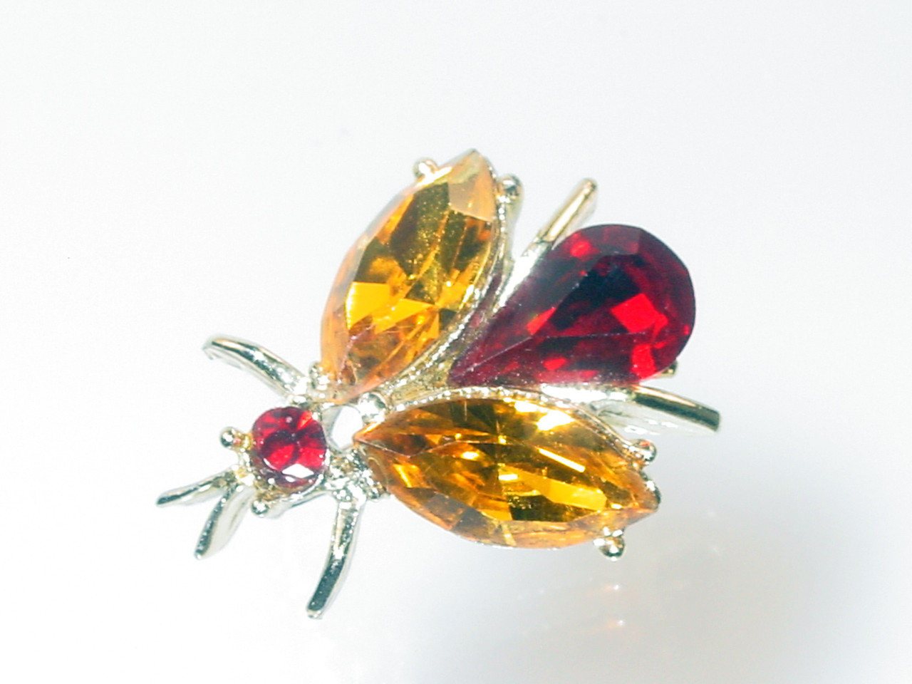 Sparkling 1960's Dodds Pin