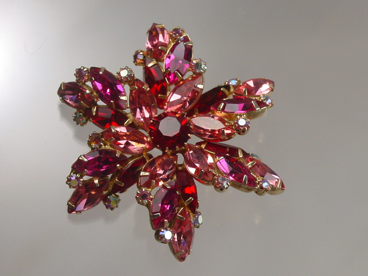 1960's Pink Marquise Pinwheel Brooch