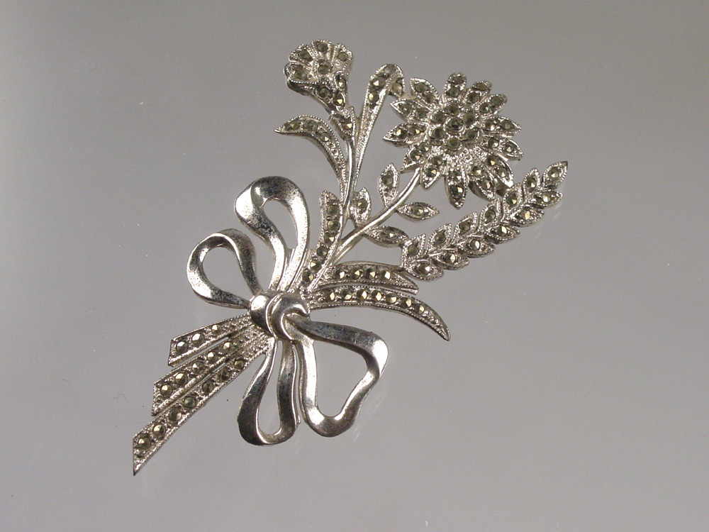 Retro Marcasite Floral Bouquet Pin Pinch Set Marcasites