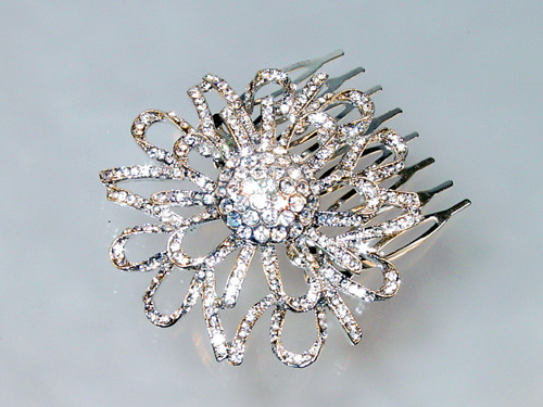 Large flower hair comb