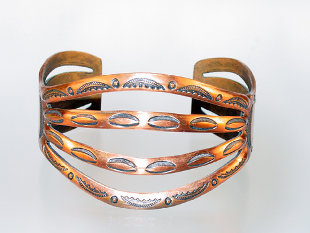 Souvenir cuff bracelet