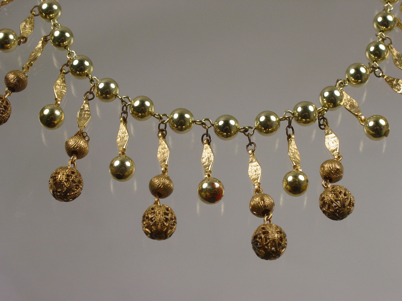 Close up of Lisner Necklace