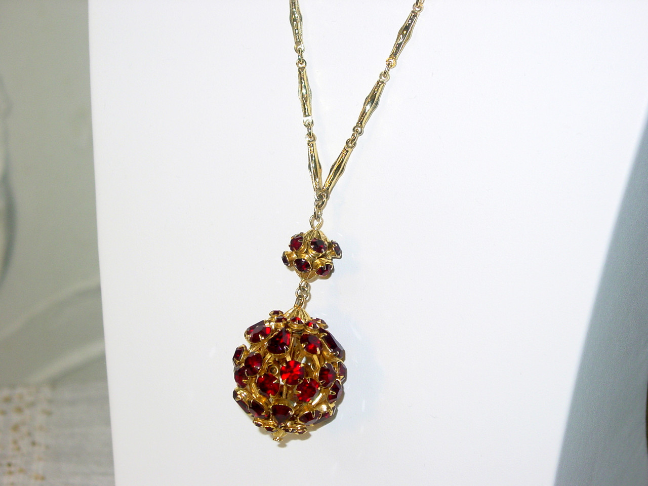 1960's Red Rhinestone Ball Necklace
