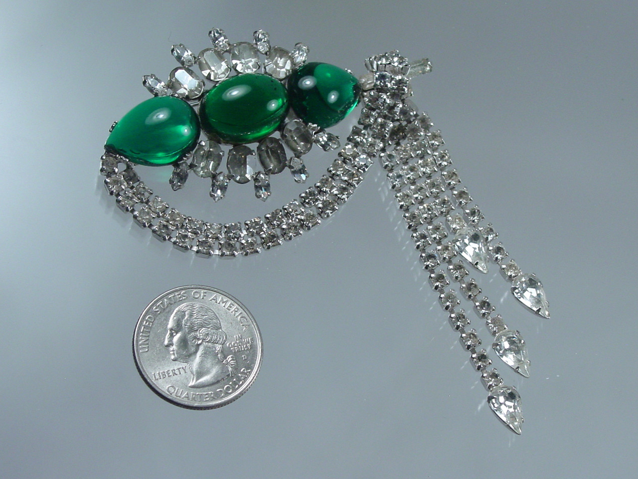 Large Emerald Green Glass Cab Brooch