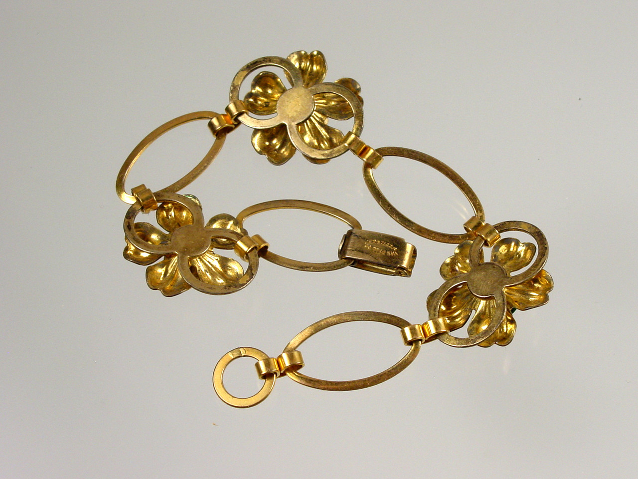 Signed Van Dell Co. 1/20 12K.G.F. on Clasp