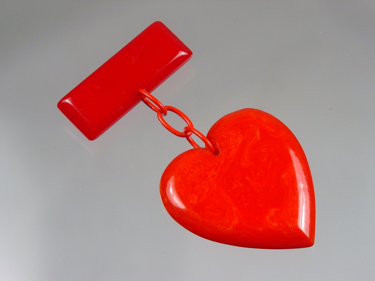 1940 Bakelite Heart Pin