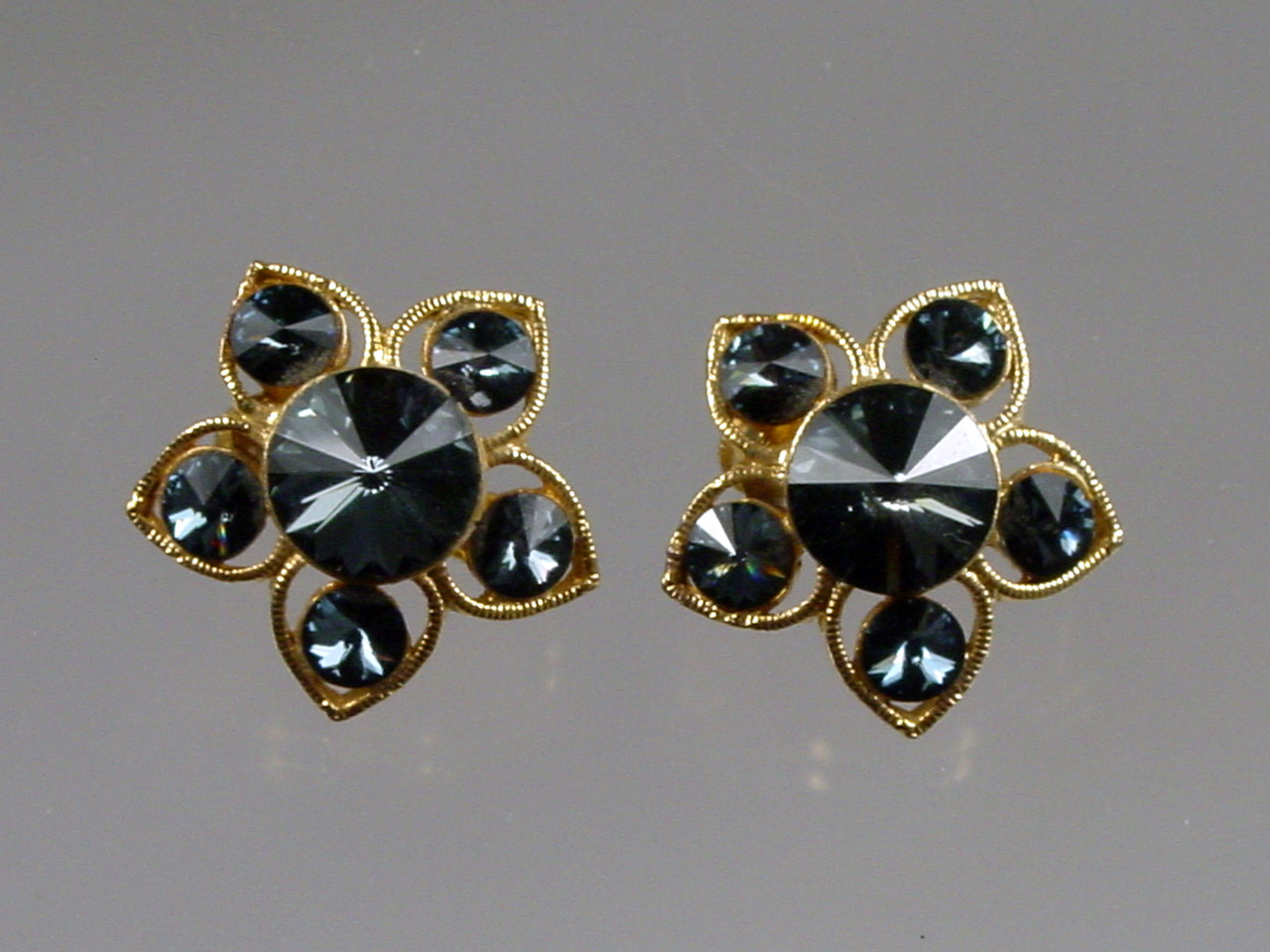 JB3431_EstelleEarrings_HPG_1_8