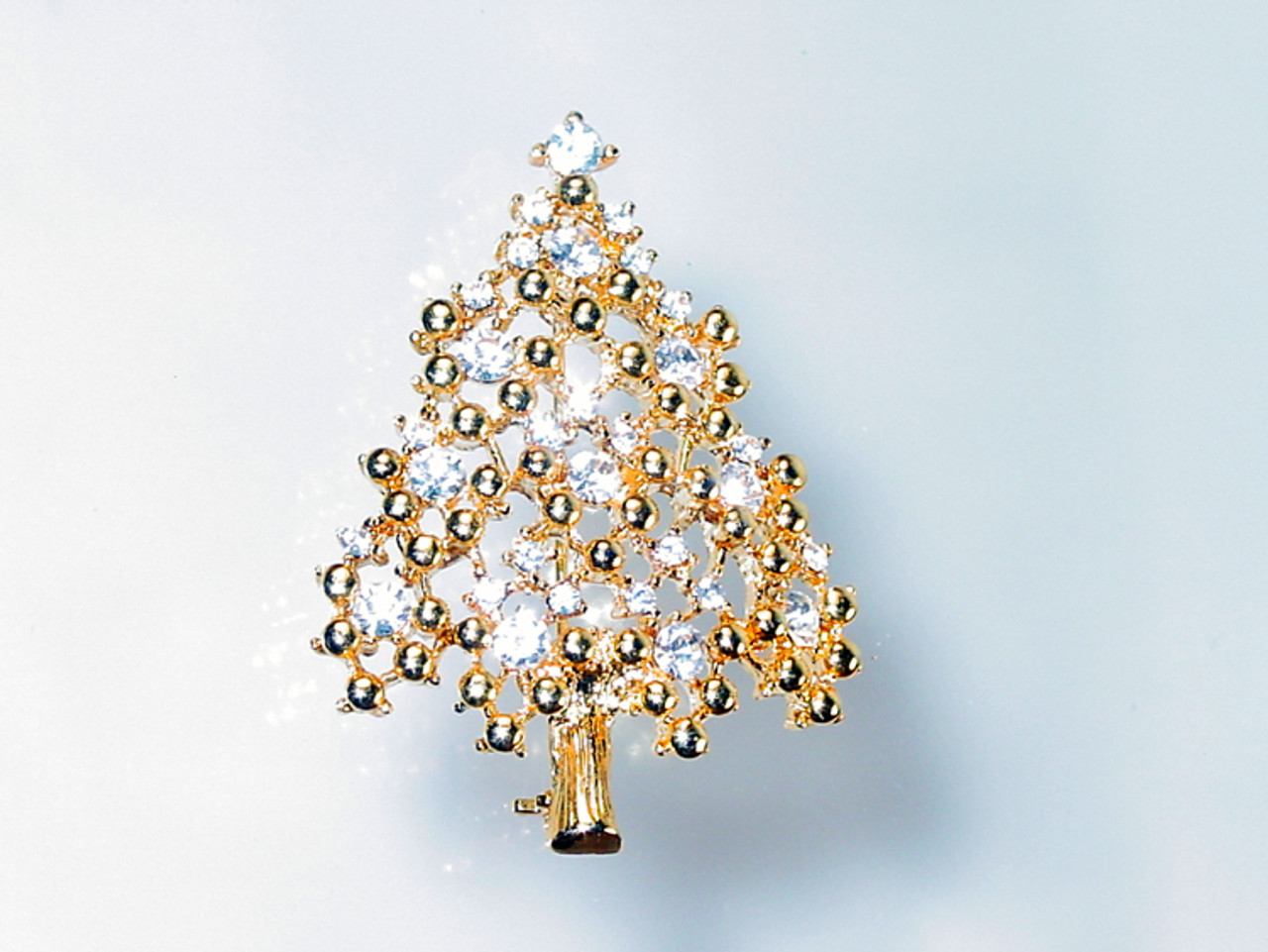 Eisenberg christmas shop tree pin