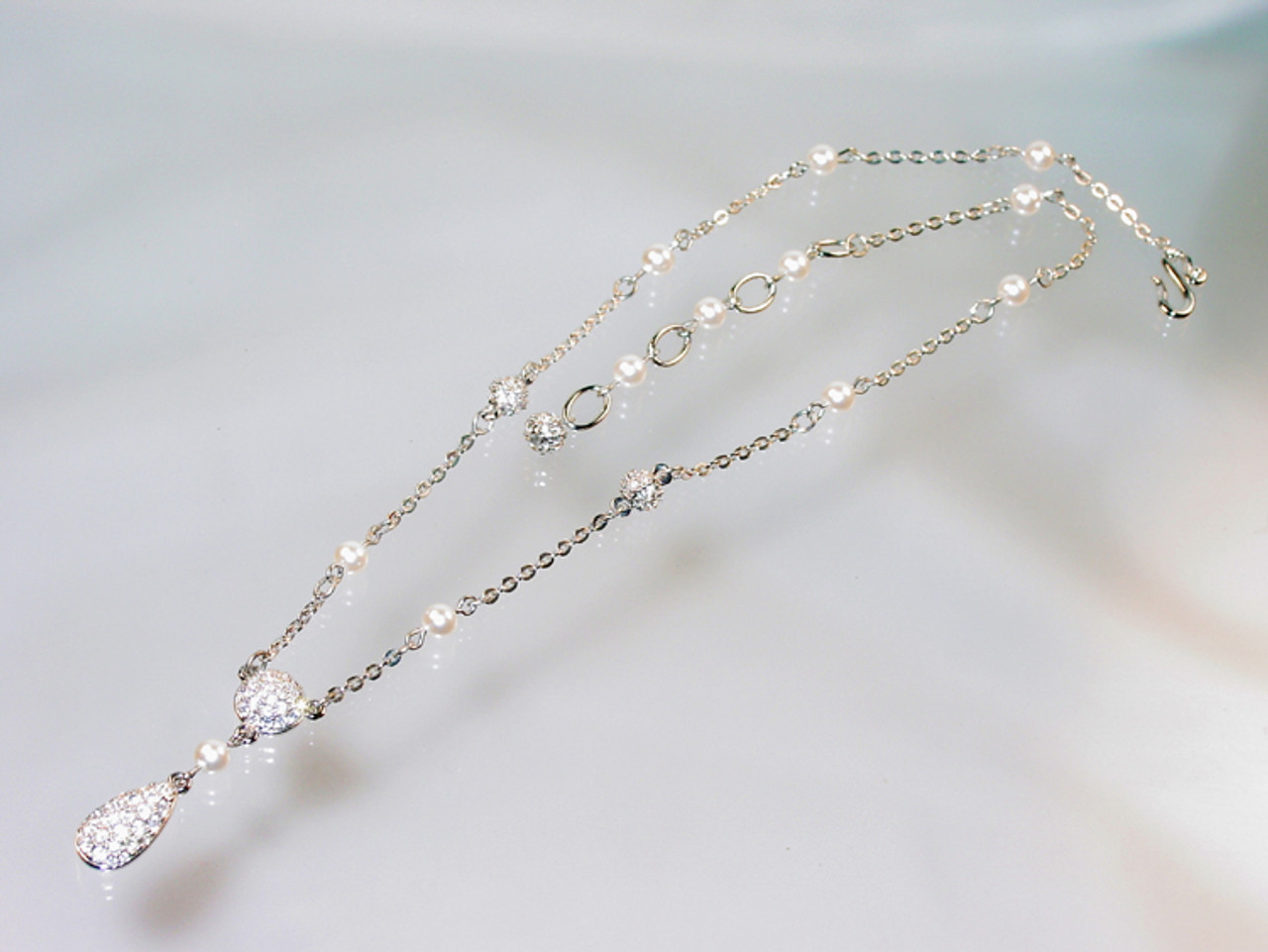 Vintage Swarovski Crystal Pearl Pendant Necklace
