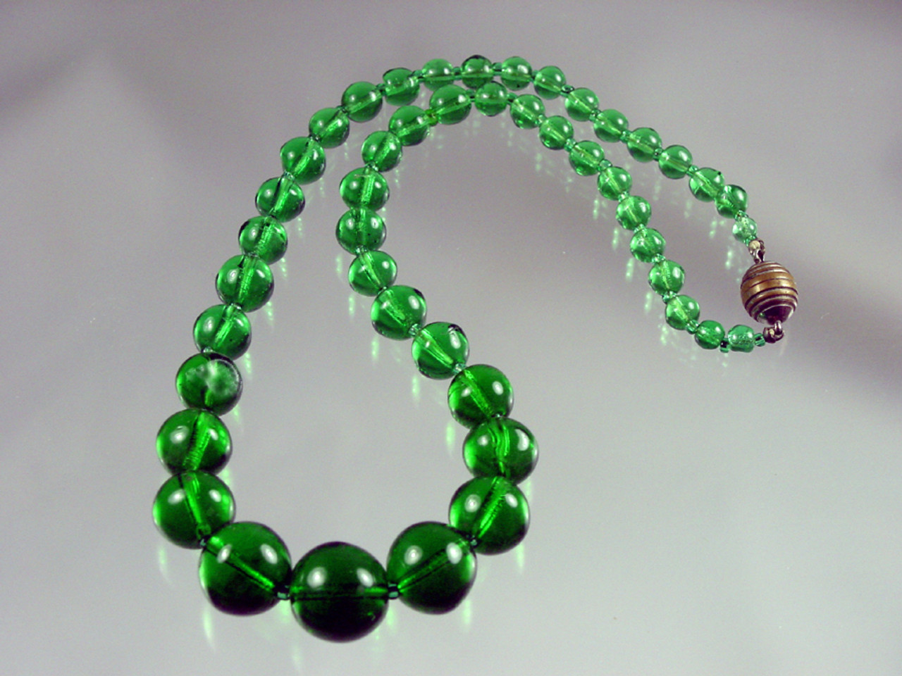 Traditional Colored Beaded Necklace-Green – SouthAfricanBracelets.com