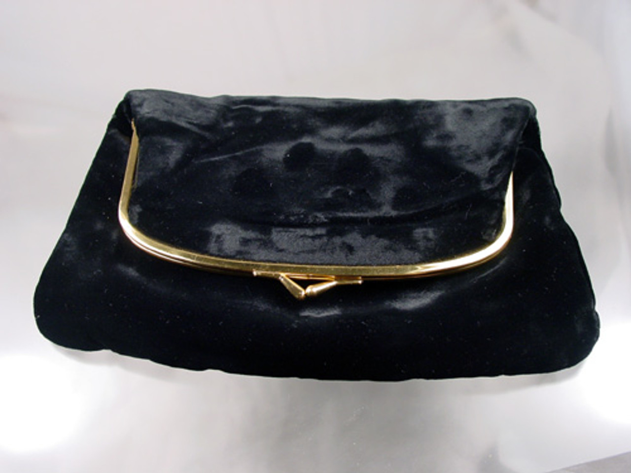 Black & Gold Textured Clutch Hand Bag – Unique Vintage