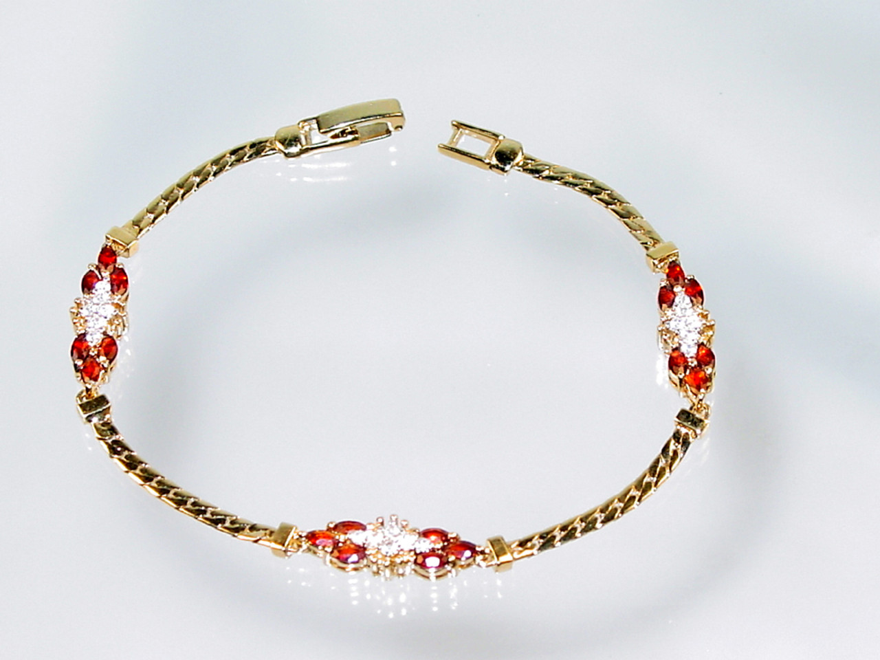 14k Yellow Gold Genuine Garnet Bracelet – Exeter Jewelers