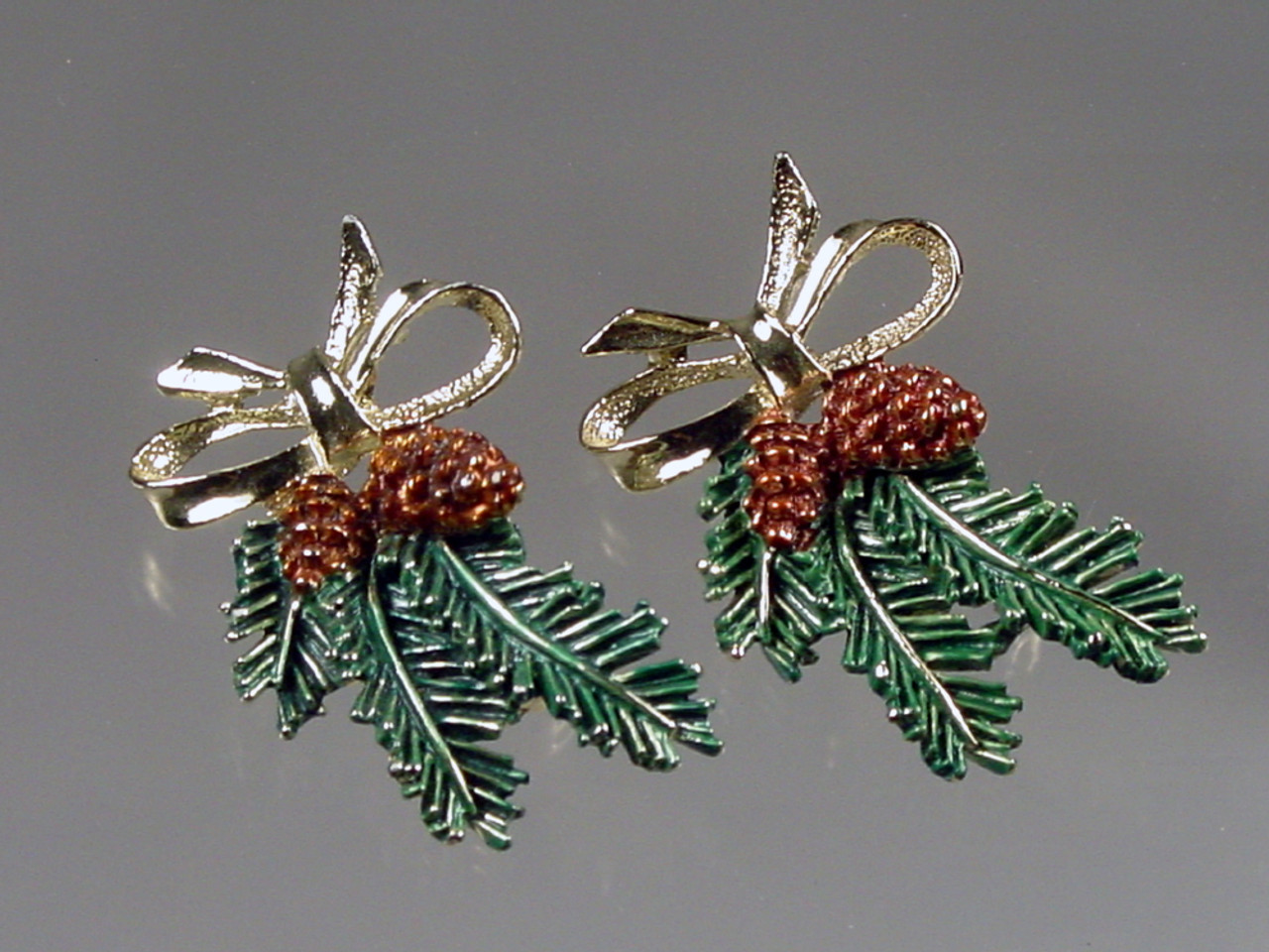 Ribbon Pine Boughs Pin Pair