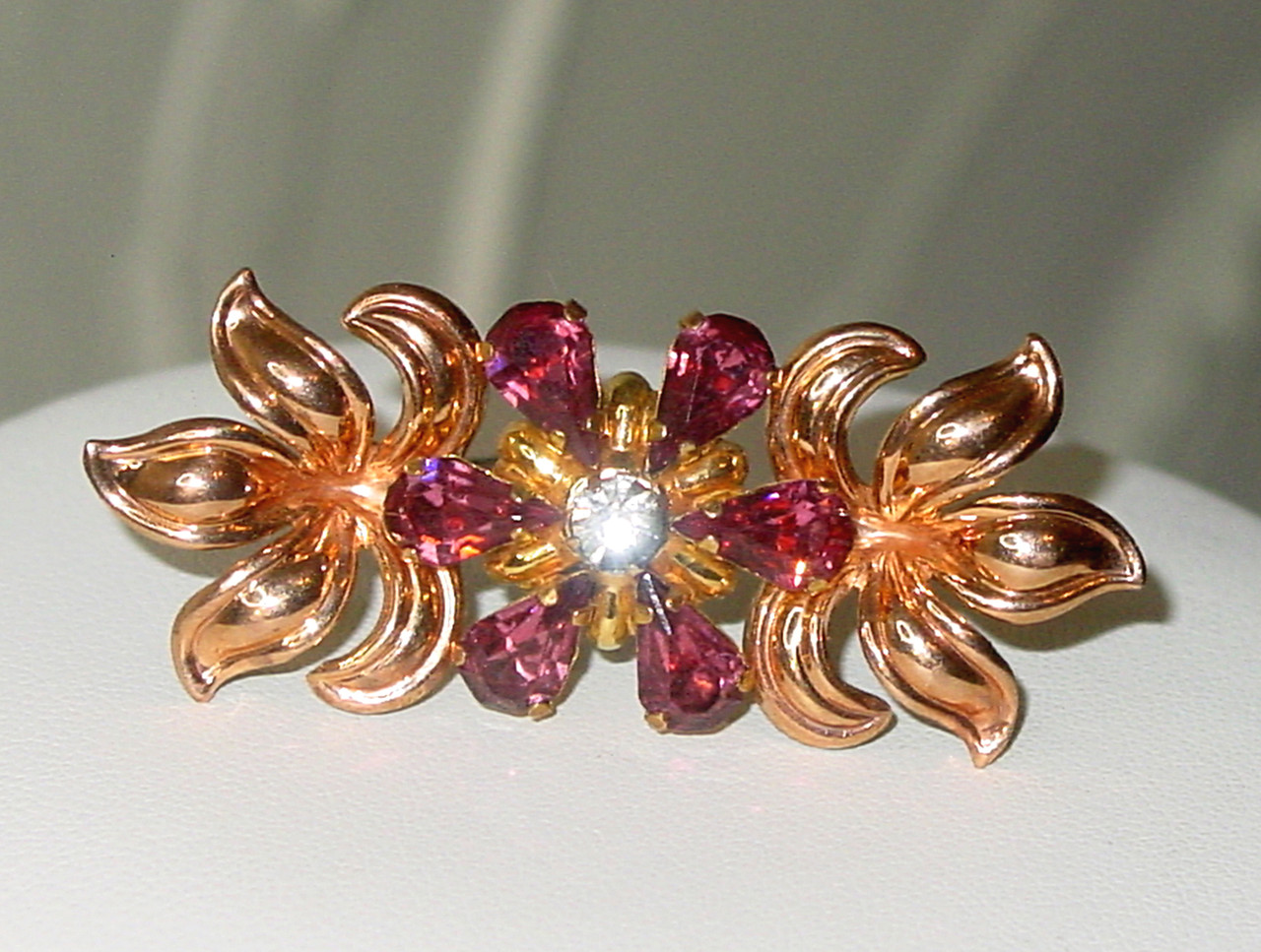 Van Dell Rose Gold Pink Brooch