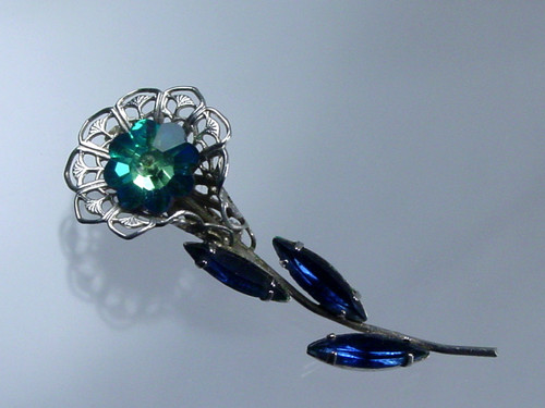 Blue Margarita & Navettes Floral Pin