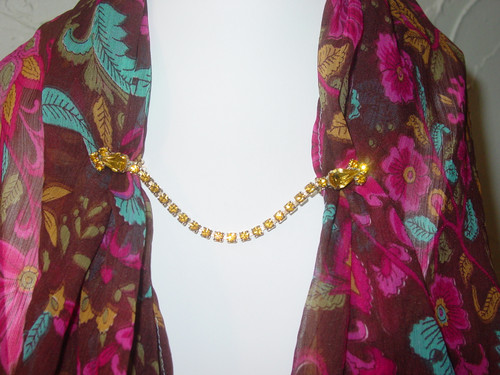 Sweater Guard Golden Yellow Rhinestones