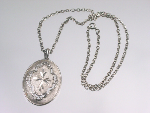 Mid Century Pendant Necklace