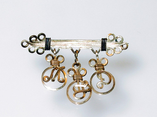 1930's Gold Filled Wire Pin with Charms
