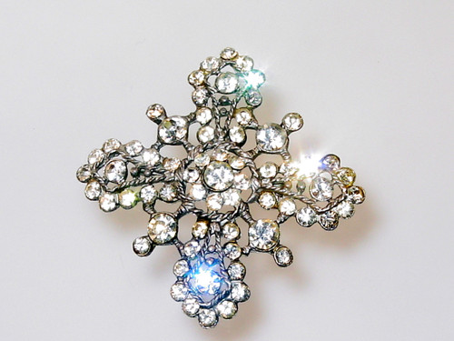 Midcentury Twisted Rope Maltese Cross Brooch
