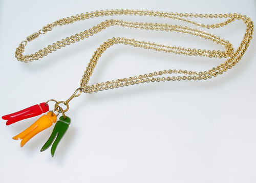 1960's Bakelite Pendant Necklace