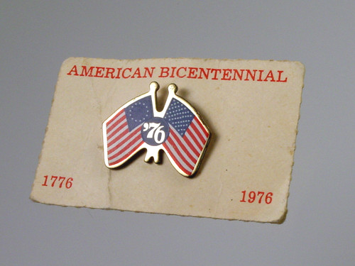 1976 Bicentennial Flag Lapel Tac Pin with Betsy Ross Flag on Left