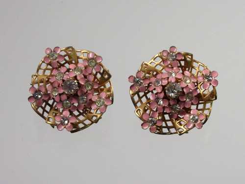 1950's Kramer Pink Floral Clip Earrings