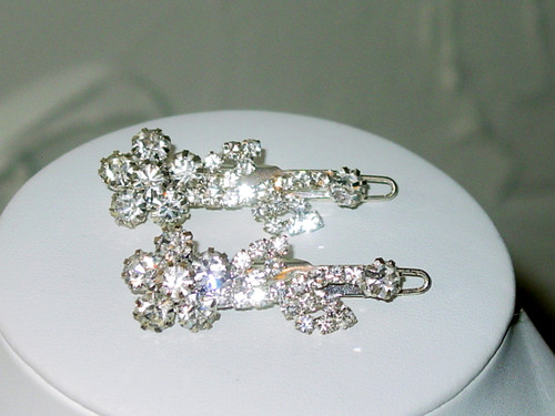 Pair Rhinestone Flower Barrettes Pair Rhinestone Flower Barrettes