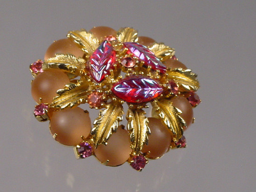 Vintage pink moonstone brooch