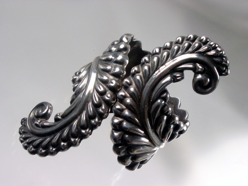 Taxco 940 Sterling Fern Feather Hinged Clamper