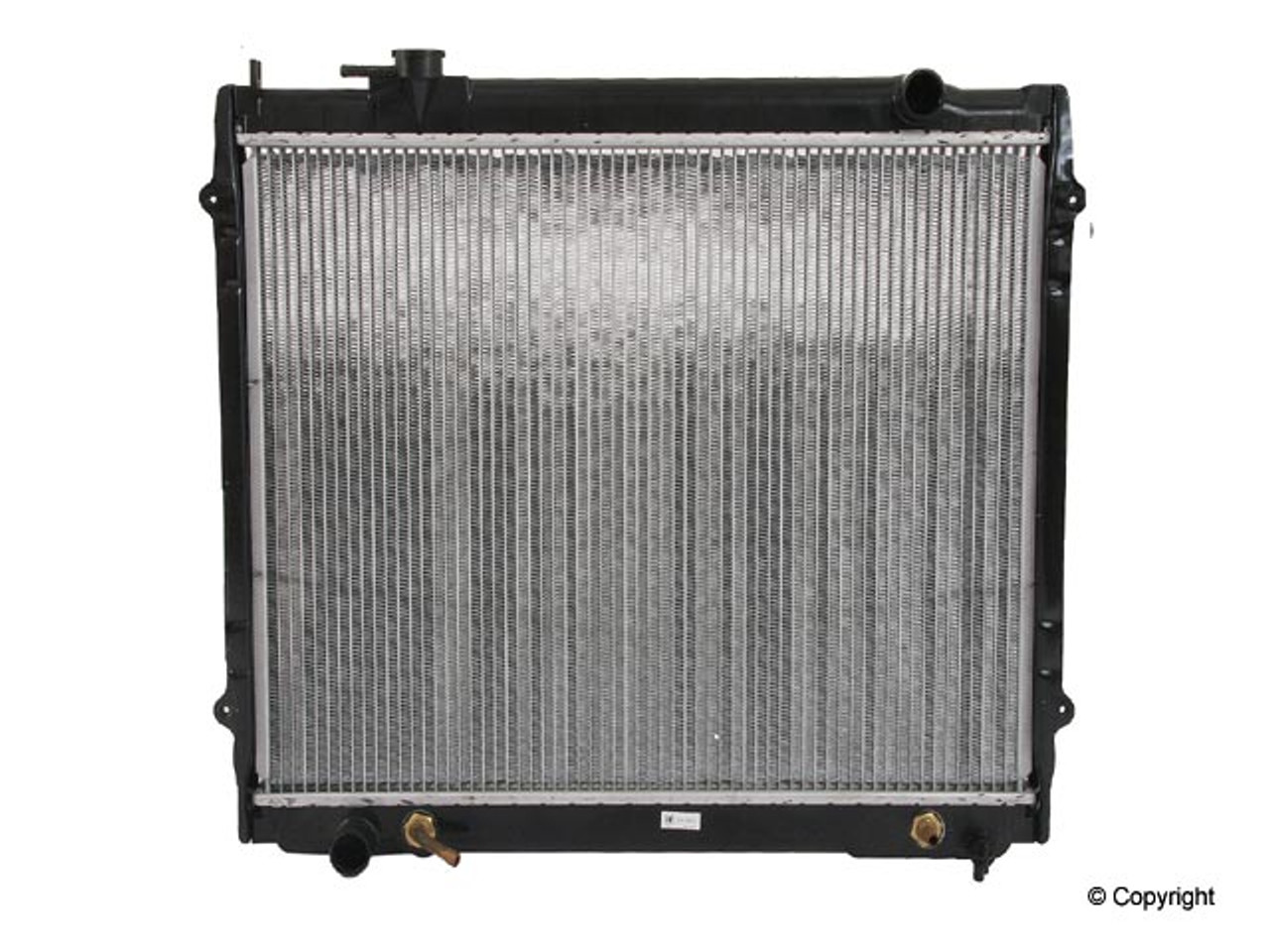 Toyota Tacoma 4cyl RWD (95-04) 18 11/16" Core Heigth Radiator - 3154

