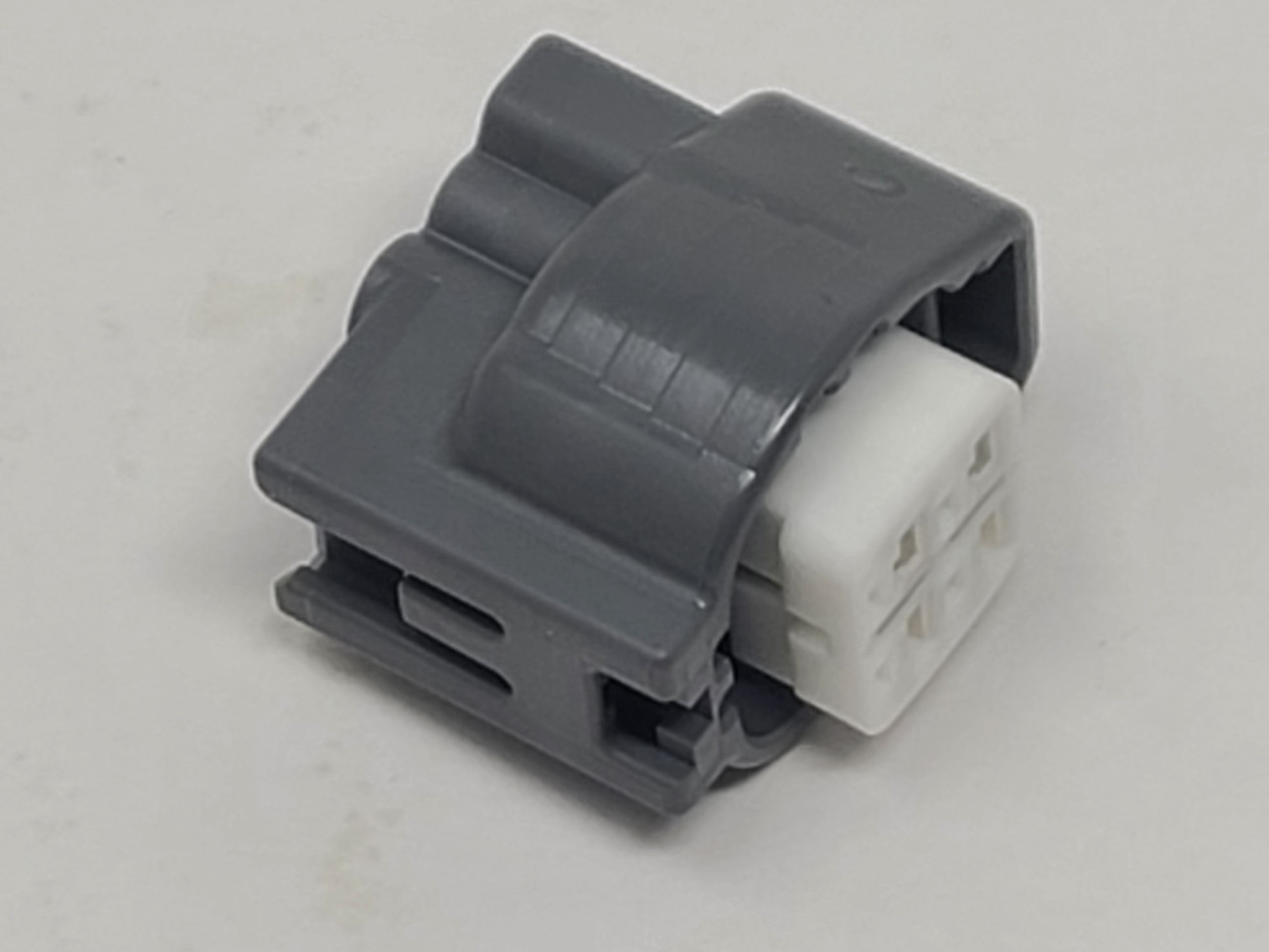 Ｐooo Home » Shop » Connectors / Harnesses » Yazaki » 4 Way