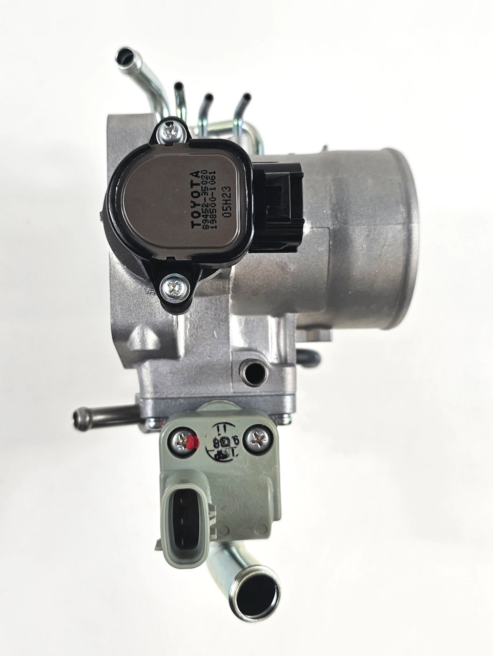 Throttle Body- Toyota 4Runner, T100 & Tacoma 2.4L 2RZ & 2.7L 3RZ Manual Trans Throttle Body (1995-2002) 22210-75210