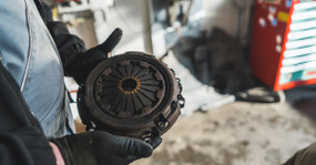 Rebuilding a Toyota Hydraulic Clutch System With Aisin Parts