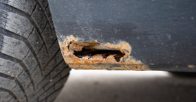 Toyota Pickup Restoration: Rust Repair Solutions