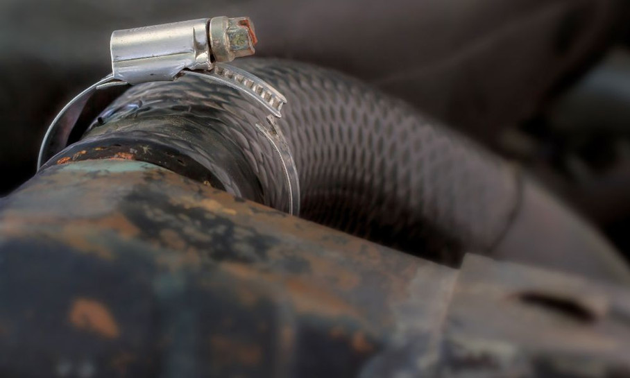 4 Signs Your Exhaust Flex Pipe Is Leaking or Breaking Down