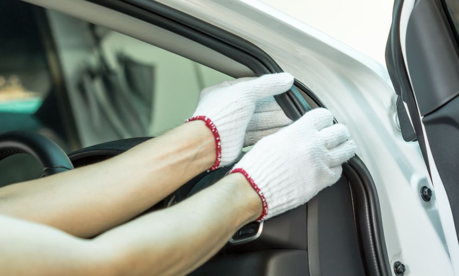 Signs It’s Time To Replace Your Pickup’s Weatherstripping