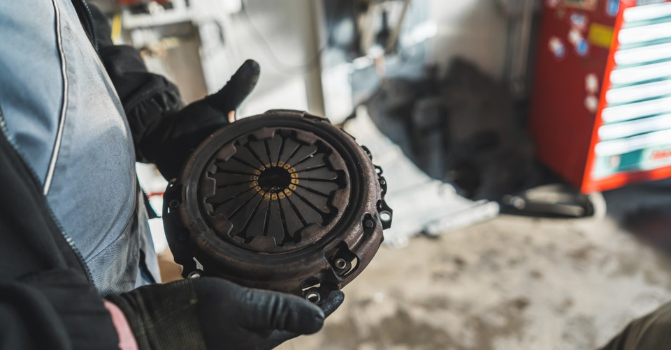 Rebuilding a Toyota Hydraulic Clutch System With Aisin Parts