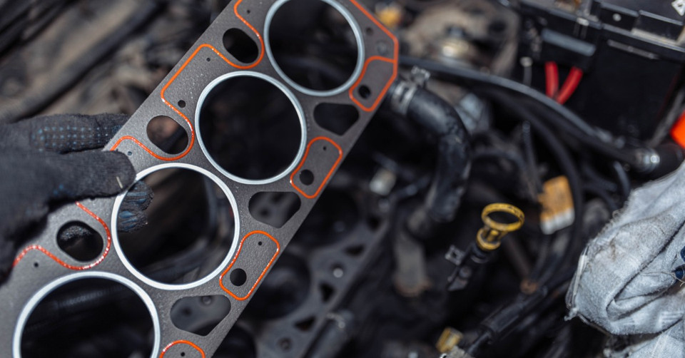 OEM vs. Aftermarket Engine Gaskets for Truck Restoration