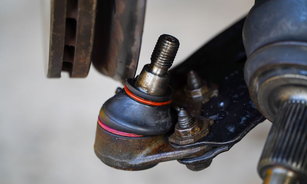 4 Signs the Ball Joint on Your Toyota Is Worn
