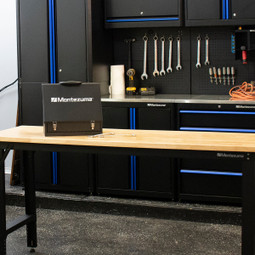 Montezuma 15" x 10.5" Portable Steel Shopbox - Black