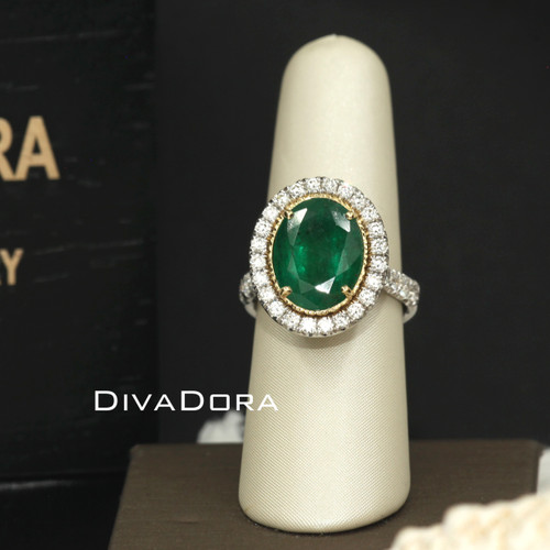 18K Solid Gold 6.88cts GIA Certified Oval Emerald Ring with Hand-Engraved Design and Genuine Diamonds, EMDBDD08